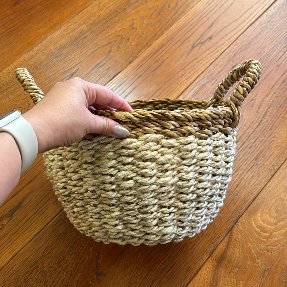 Handmade Rattan Basket - Picture 4 of 7